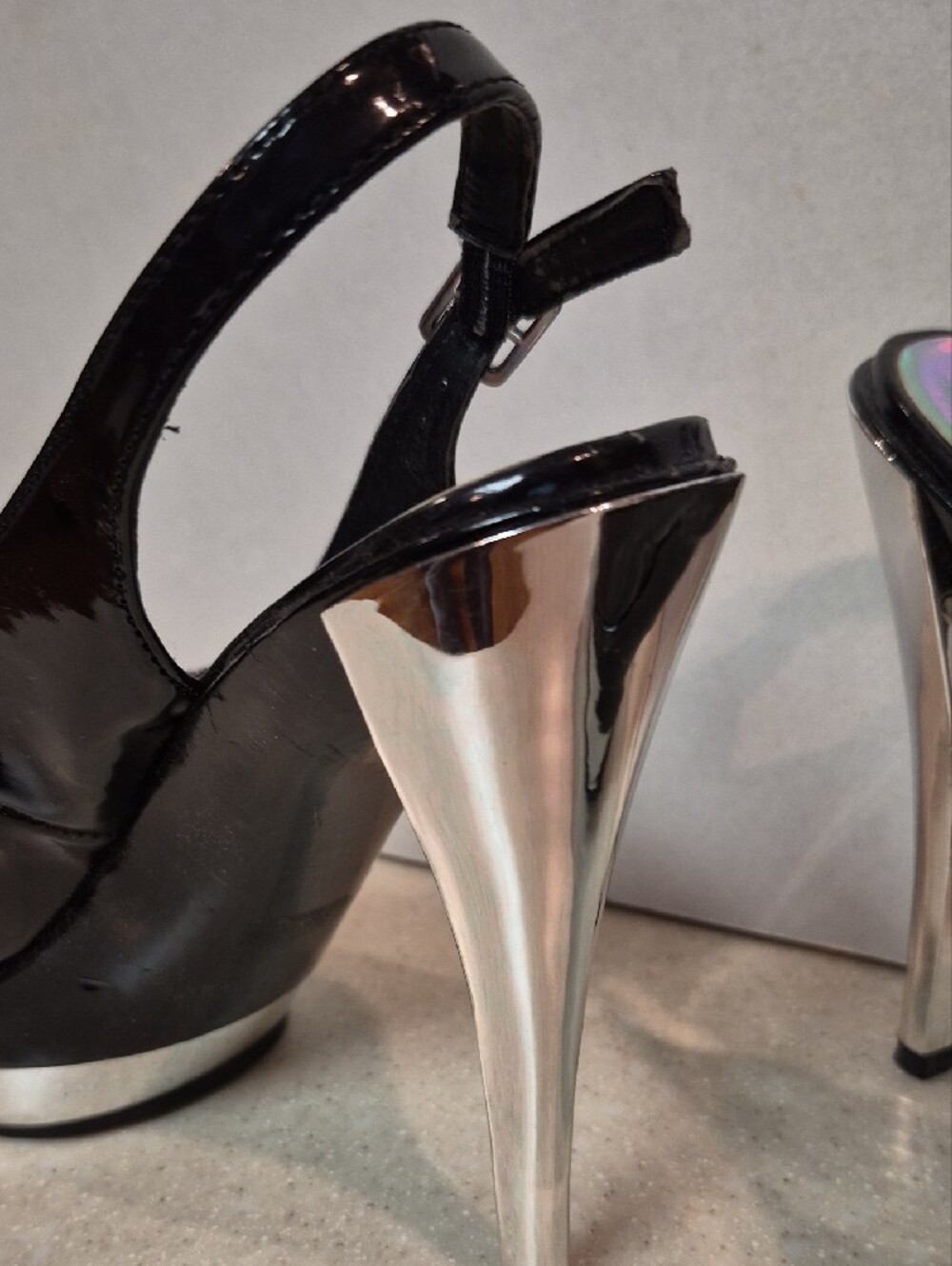 Ellie Skylar Star Platform Sandals Black Patent Holographic Peep Toe Size 8 - Picture 4 of 16
